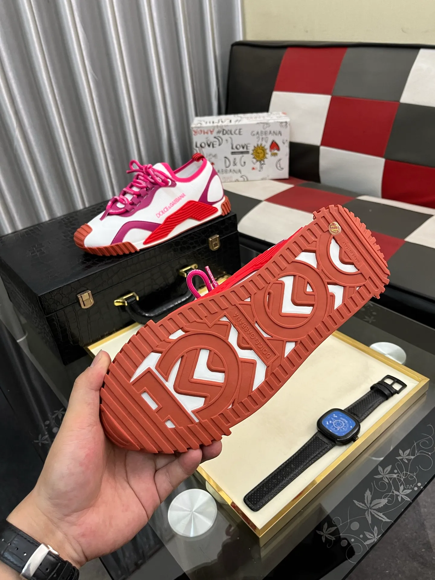Men's Men's Shoes💰420⌚️⌚️Dolce&Gabbana••DG✔️Men's Sports•Casual Shoes. Original goods from top counters. Original imported cowhide, multi-material splicing design ➕Imported cowhide lining, cowhide feet ➕Original TPR elastic outsole. Size: 35-46